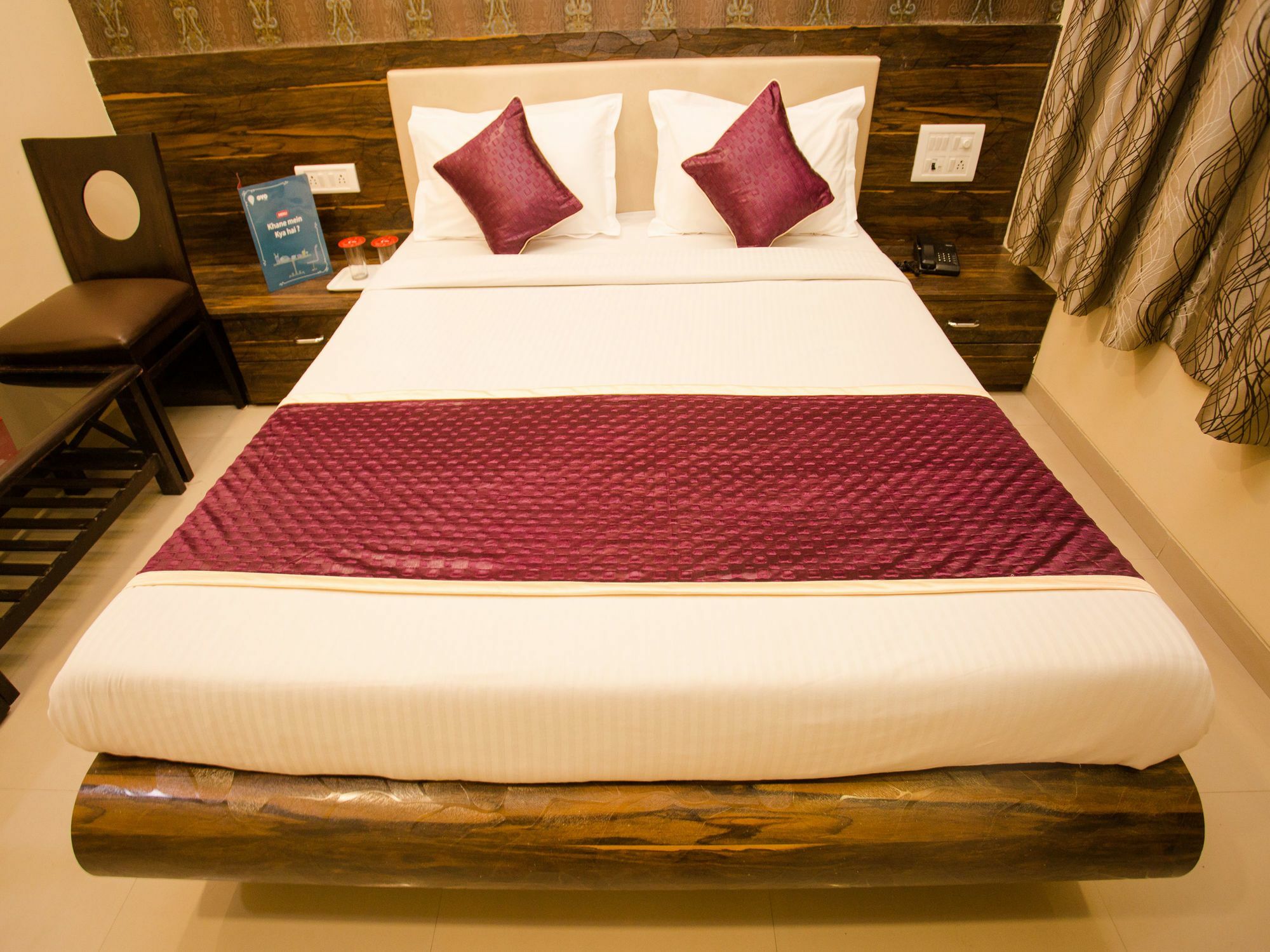 Hotel Adore Palace มุมไบ ภายนอก รูปภาพ